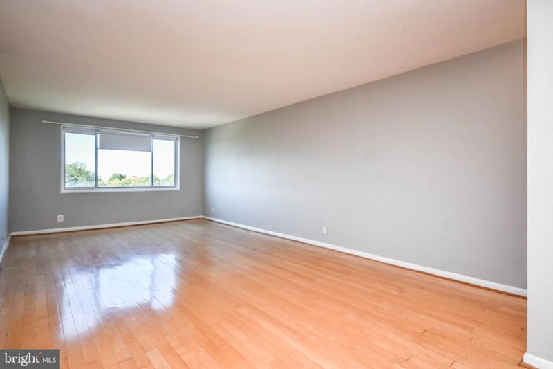 8315 N Brook Ln #2-1004, Bethesda, MD 20814