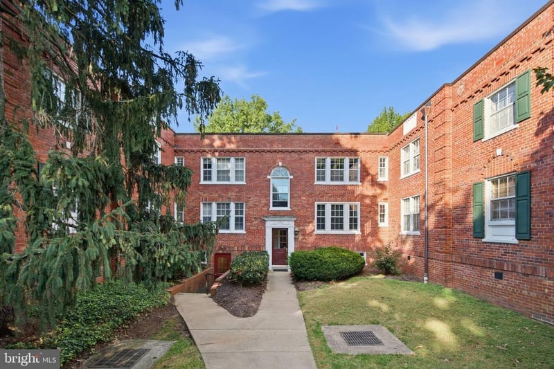 1728 N Queens Ln #3-181, Arlington, VA 22201