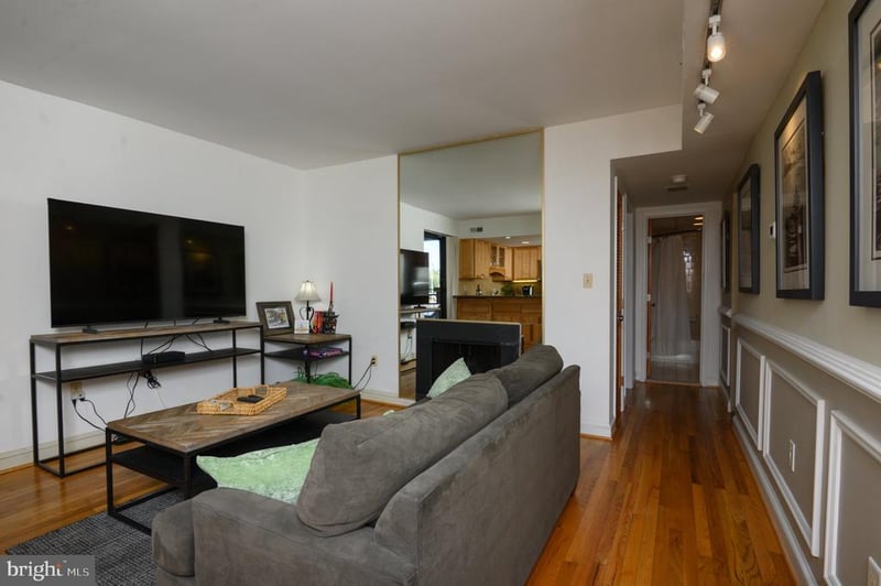 301 Burnside St #A 203, Annapolis, MD 21403