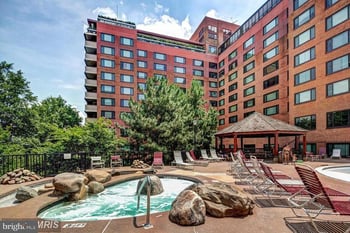 1021 Arlington Blvd #538, Arlington, VA 22209