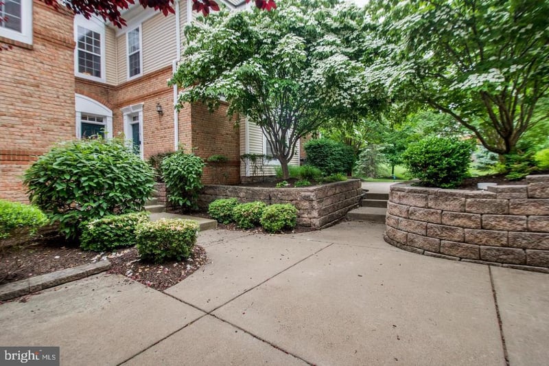 43935 Hickory Corner Ter #113, Ashburn, VA 20147