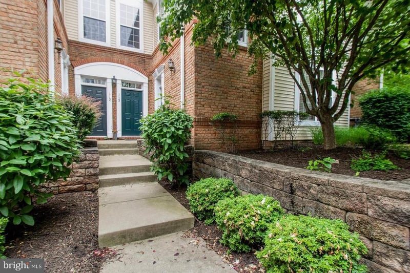 43935 Hickory Corner Ter #113, Ashburn, VA 20147