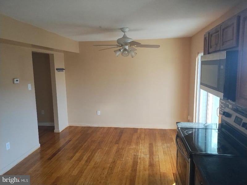 7812 Michele Dr, Landover, MD 20785