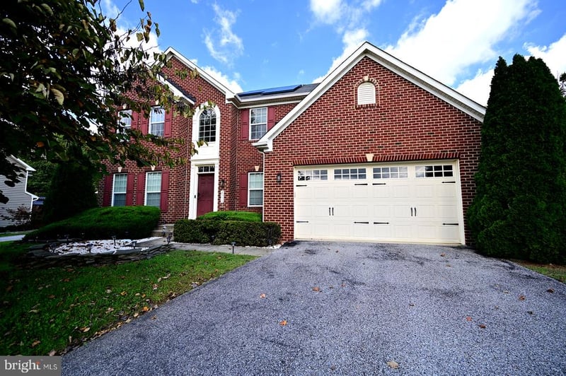 2956 Kincaid Dr, Waldorf, MD 20603