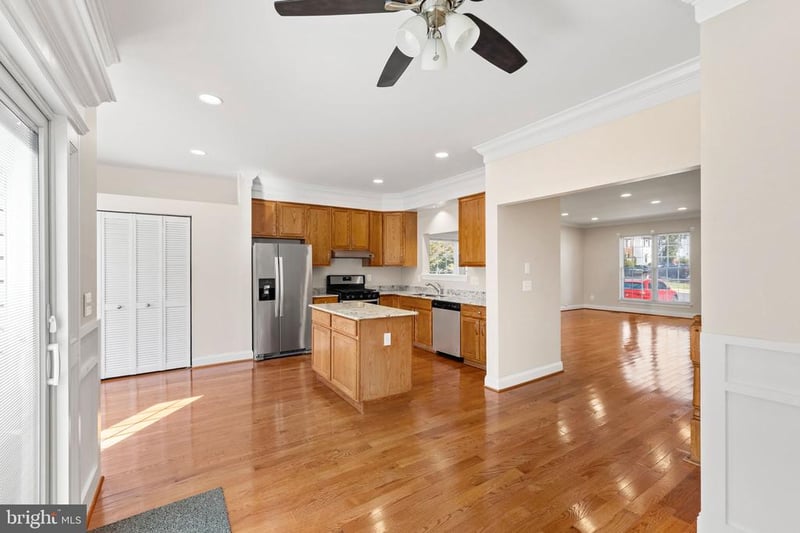 14100 Madrigal Dr, Woodbridge, VA 22193