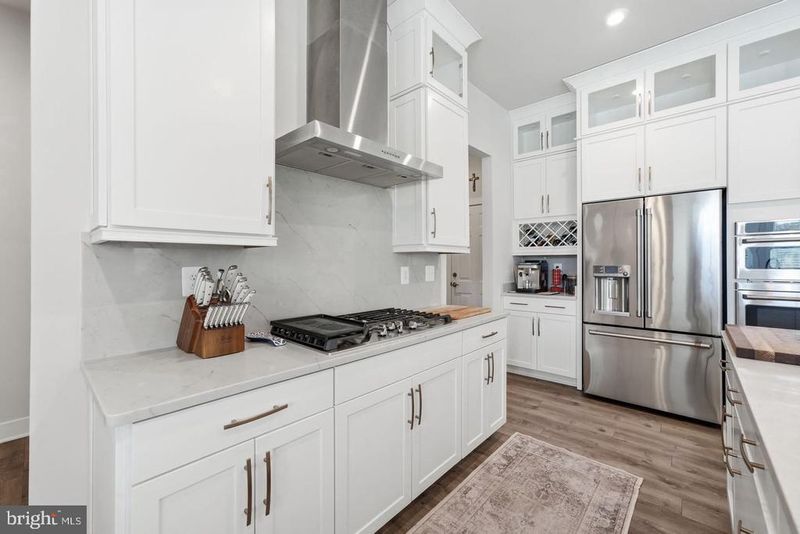 7301 Sugar Magnolia Loop, Gainesville, VA 20155