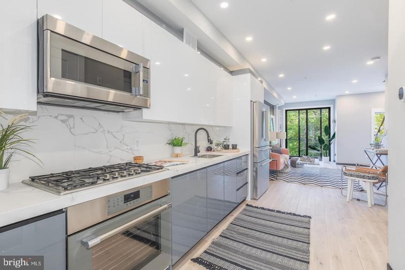1332 G St SE #2, Washington, DC 20003