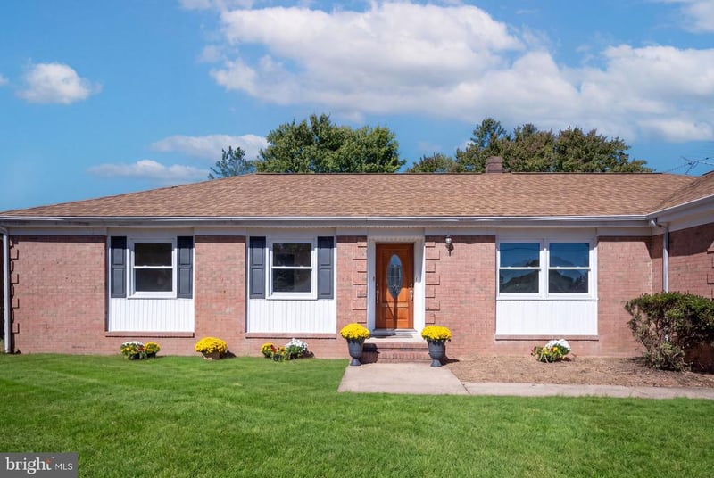 239 Darl Cir, Colonial Beach, VA 22443