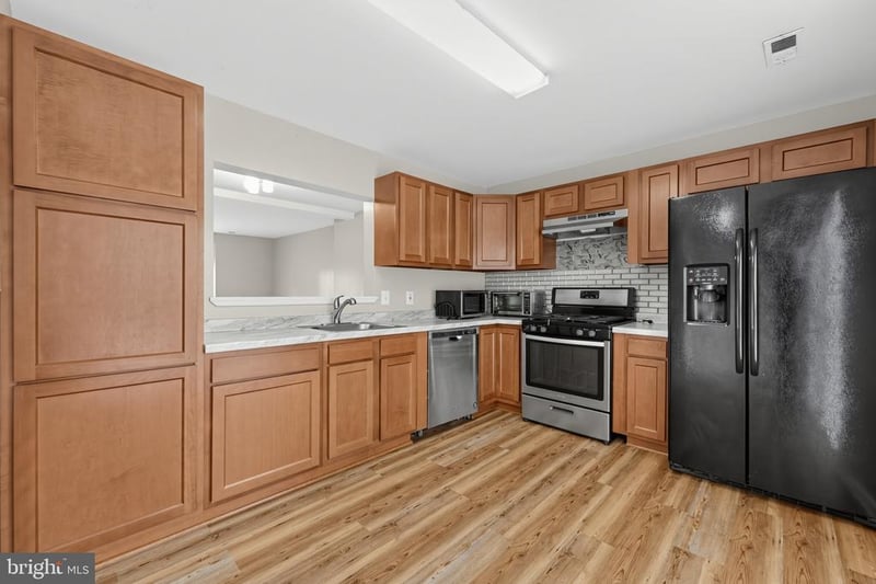 910 Southern Ave SE #1, Washington, DC 20032