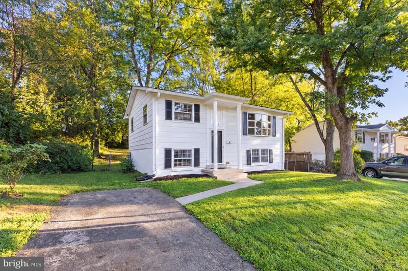 4509 Hamilton Dr, Woodbridge, VA 22193