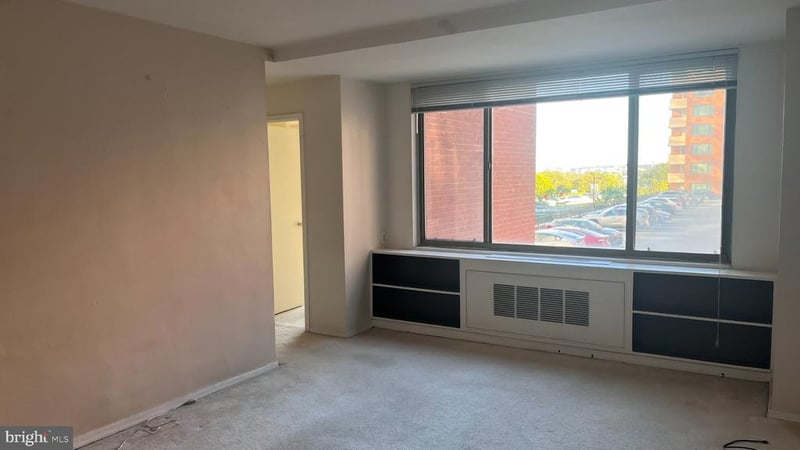 1121 Arlington Blvd #217, Arlington, VA 22209