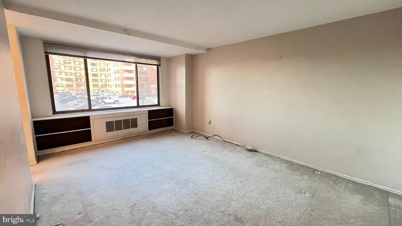 1121 Arlington Blvd #217, Arlington, VA 22209