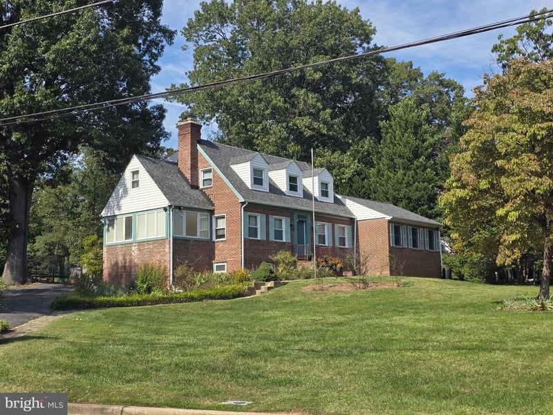 8600 Edmonston Rd, Berwyn Heights, MD 20740