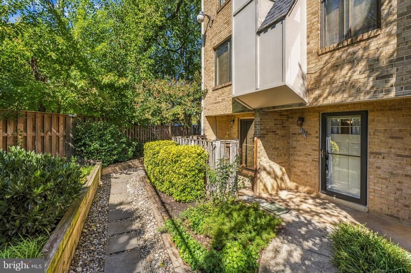 1701 Kenwood Ave, Alexandria, VA 22302