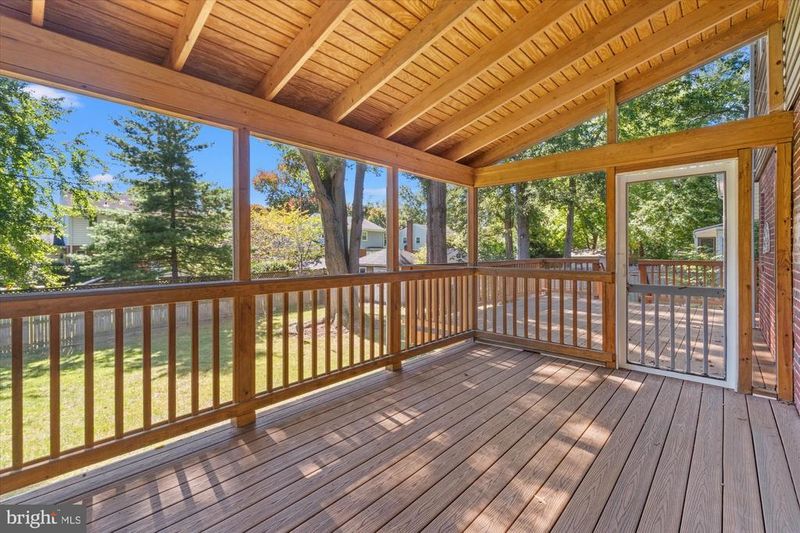 2407 Cavendish Dr, Alexandria, VA 22308