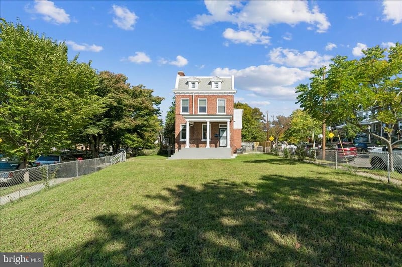 401 Shepherd St NW, Washington, DC 20011