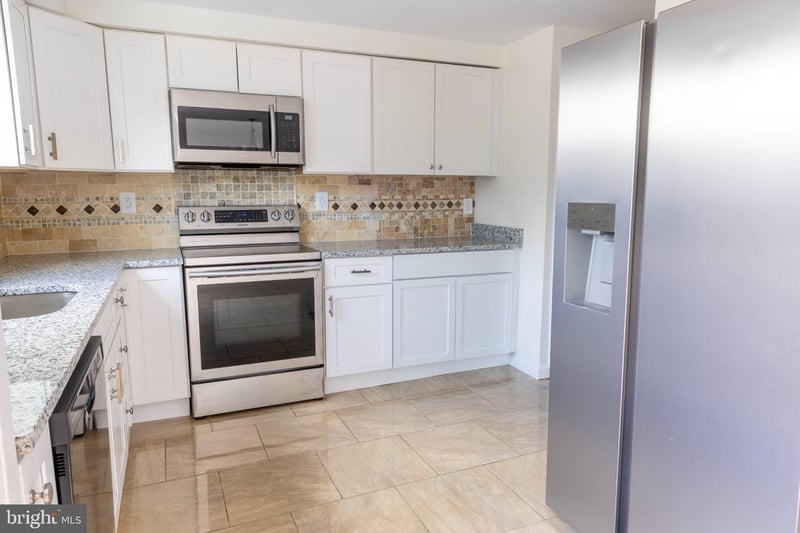 178 Stonegate Dr, Frederick, MD 21702
