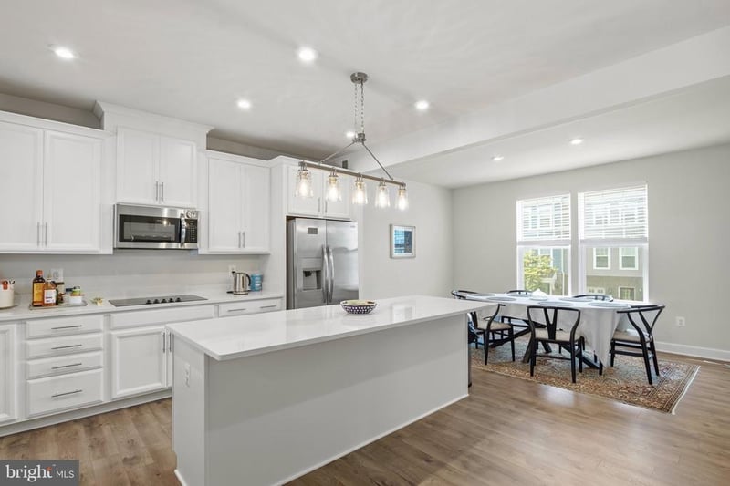10717 Shadewell Spring Way, Manassas, VA 20112