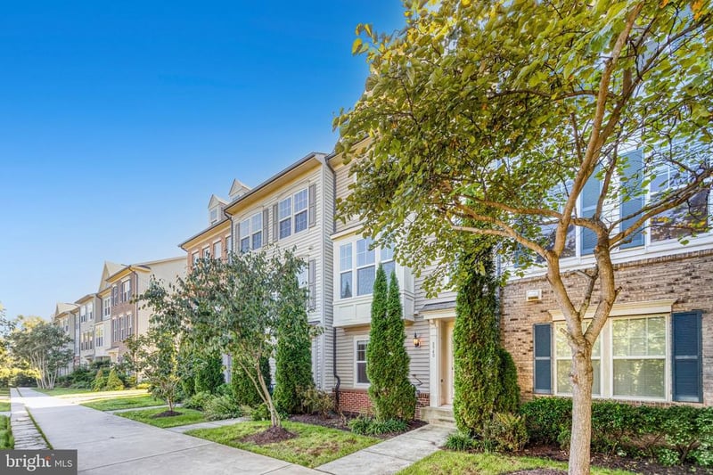 8940 Dahlgren Ridge Rd, Manassas, VA 20111