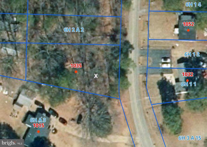 1035 Holly Vista Dr, Colonial Beach, VA 22443