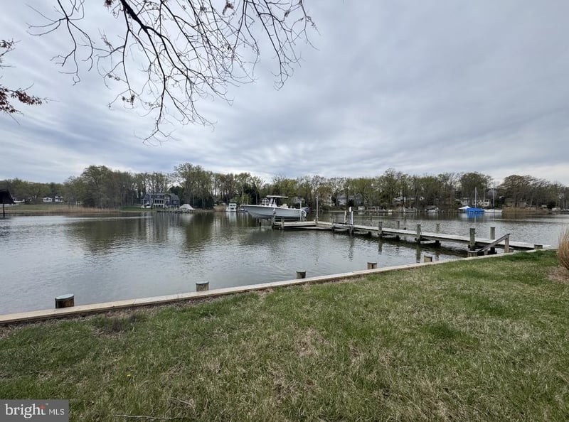 3887 Cotter Dr, Edgewater, MD 21037
