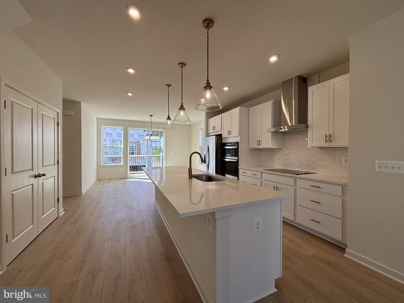 18060 Alicia Ave, Dumfries, VA 22026