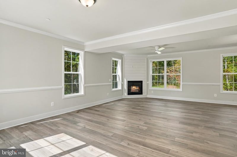 514 James Ave, Tracys Landing, MD 20779