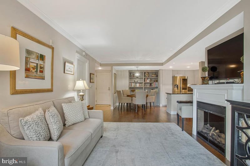 5 Park Pl #202, Annapolis, MD 21401