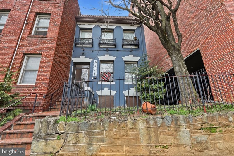 2388 Champlain St NW #APT 10, Washington, DC 20009