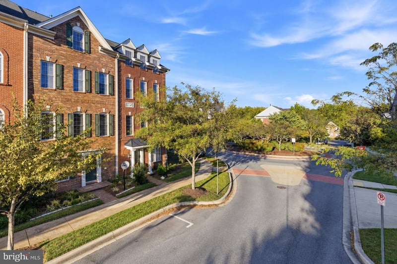 658 Raven Ave, Gaithersburg, MD 20877