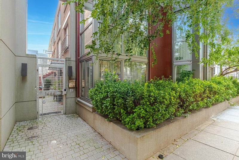 1466 Harvard St NW #TH2, Washington, DC 20009