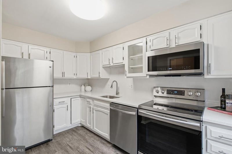 4915 7th Rd S #4915, Arlington, VA 22204