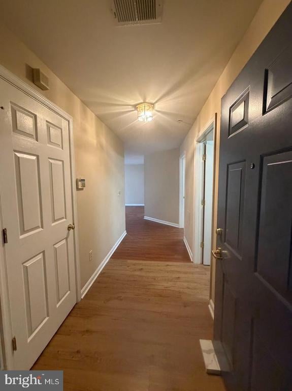 11824 Eton Manor Dr #103, Germantown, MD 20876