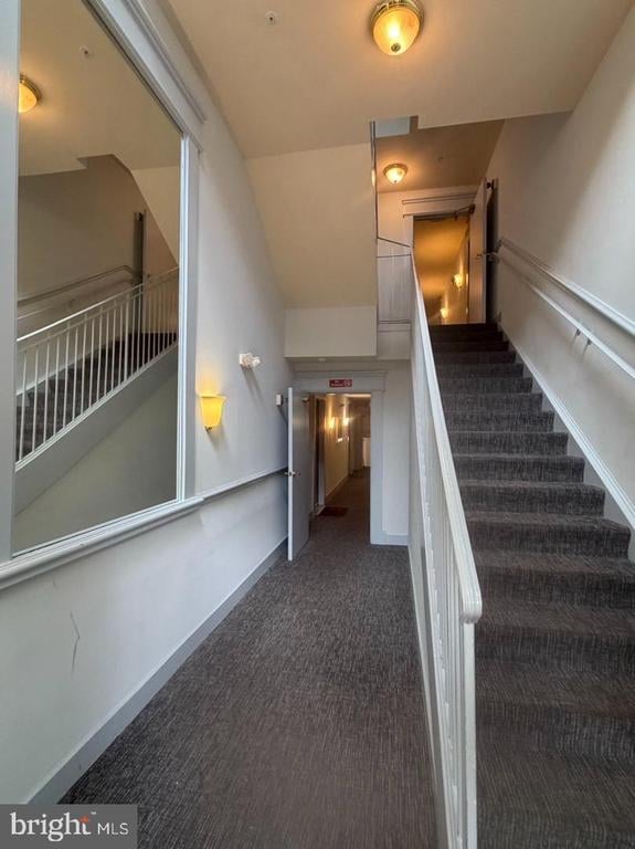 11824 Eton Manor Dr #103, Germantown, MD 20876
