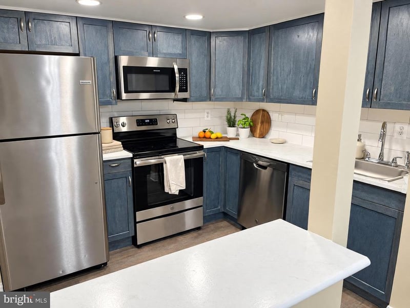 10115 Prince Pl #403, Upper Marlboro, MD 20774