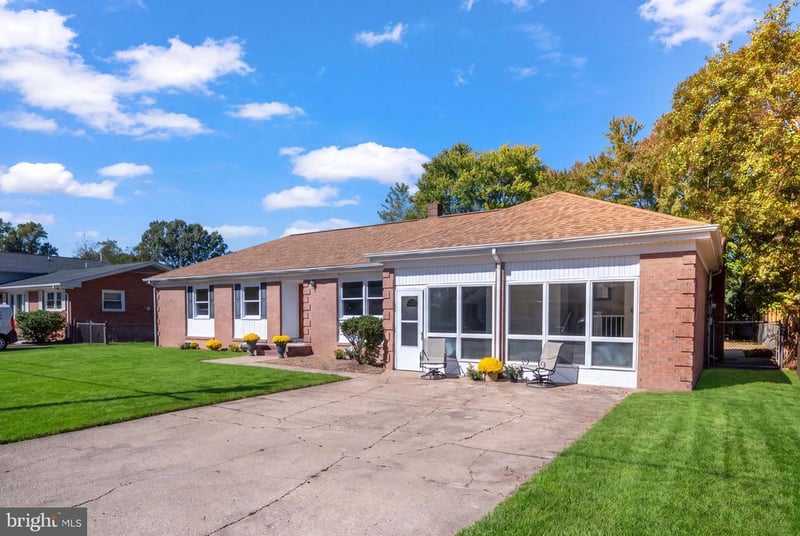 239 Darl Cir, Colonial Beach, VA 22443