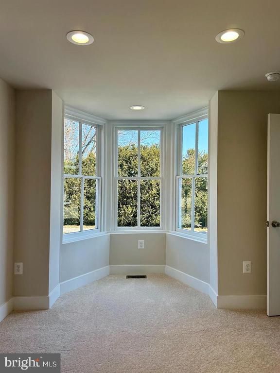 210 E Main St, Burkittsville, MD 21718