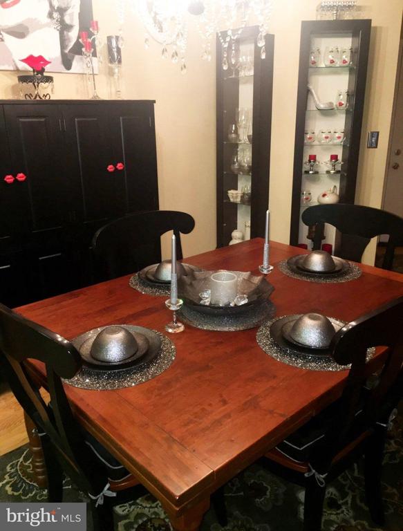1444 Pangbourne Way, Hanover, MD 21076