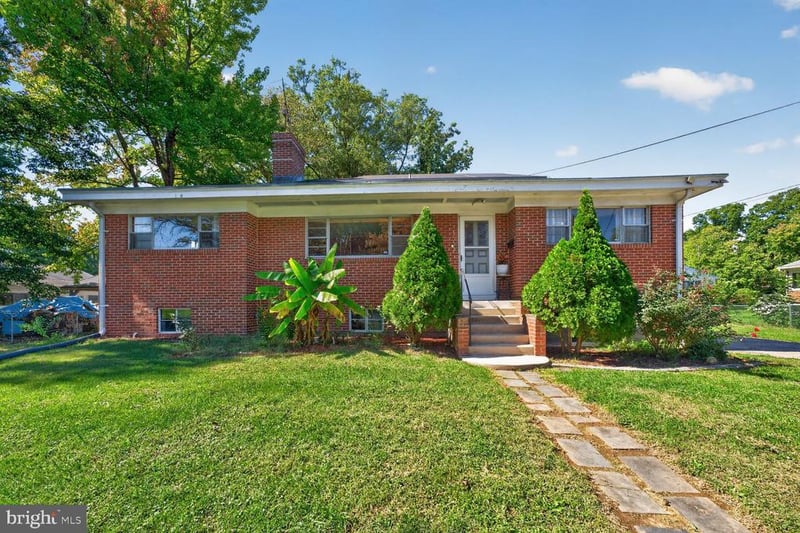 6702 96th Pl, Lanham, MD 20706