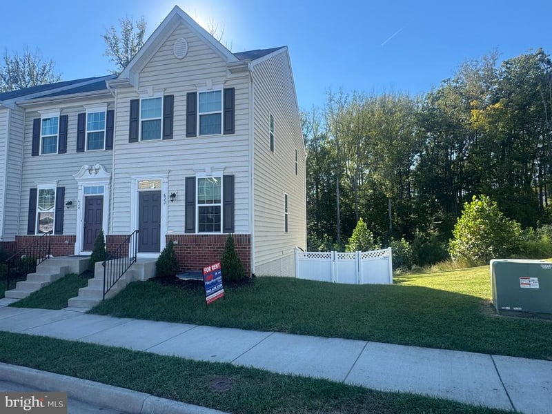 622 Streamview Dr, Fredericksburg, VA 22405