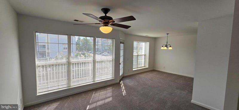 9262 Cardinal Forest Ln #301, Lorton, VA 22079