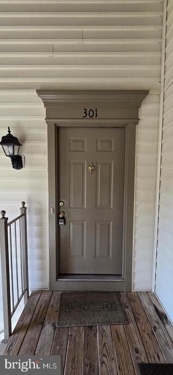 9262 Cardinal Forest Ln #301, Lorton, VA 22079