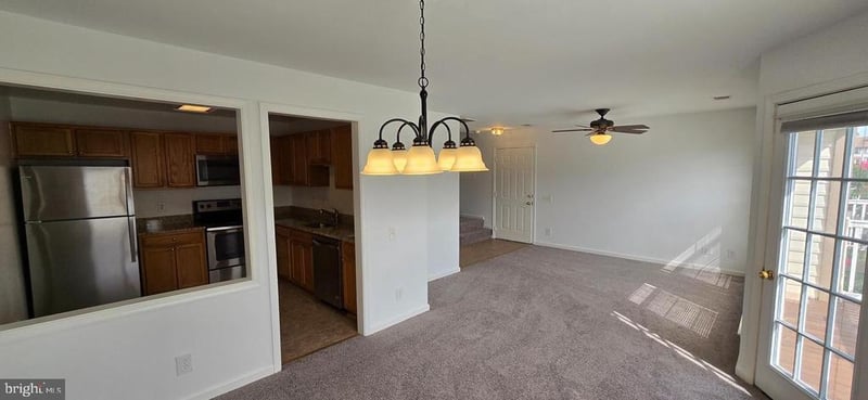 9262 Cardinal Forest Ln #301, Lorton, VA 22079