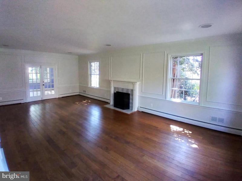 3131 N Abingdon St, Arlington, VA 22207