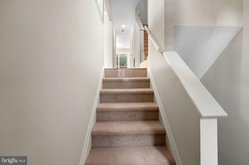 11716 Stonegate Ln, Columbia, MD 21044