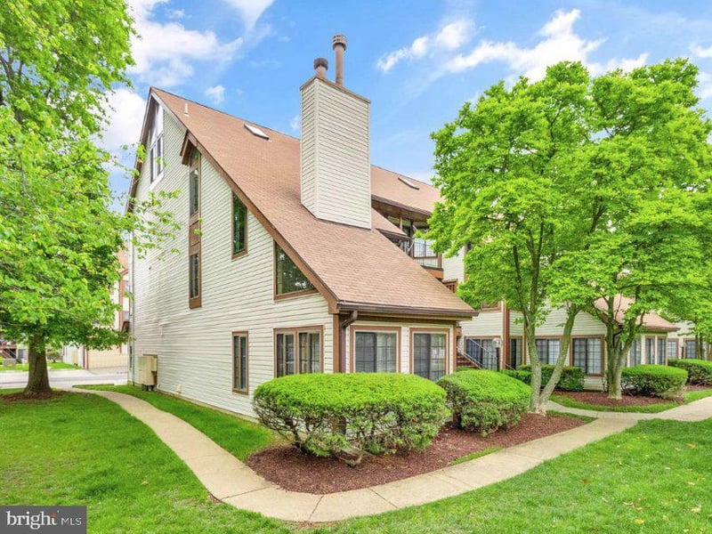 6012 Curtier Dr #C, Alexandria, VA 22310