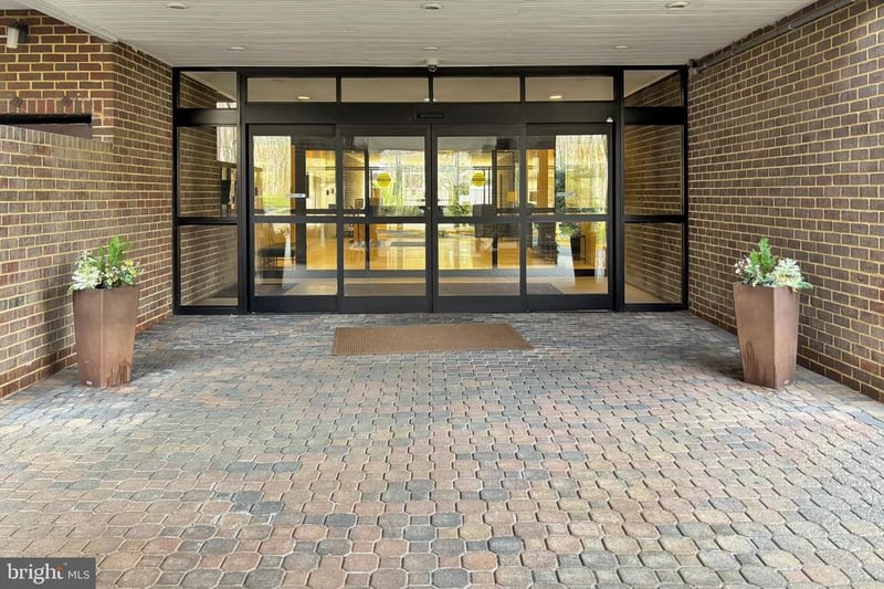 6101 Edsall Rd #1007, Alexandria, VA 22304