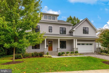 3325 N Kensington St, Arlington, VA 22207