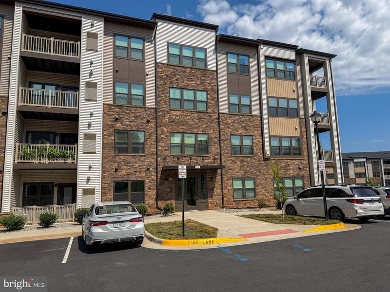 21480 Mount Sterling Ter #402, Sterling, VA 20164