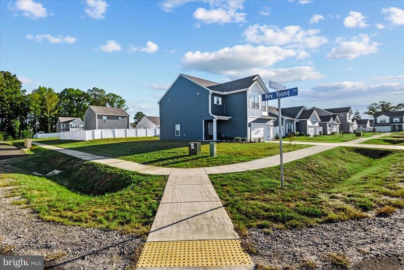 17244 George Ruffin Rd, Bowling Green, VA 22427